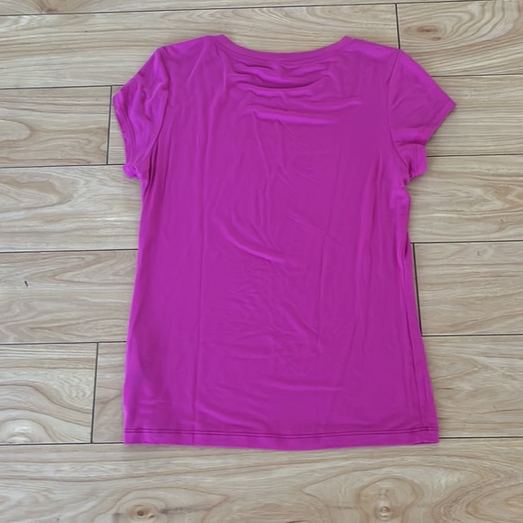 BEBE Hot pink T-Shirt! Size Medium - Picture 4 of 4